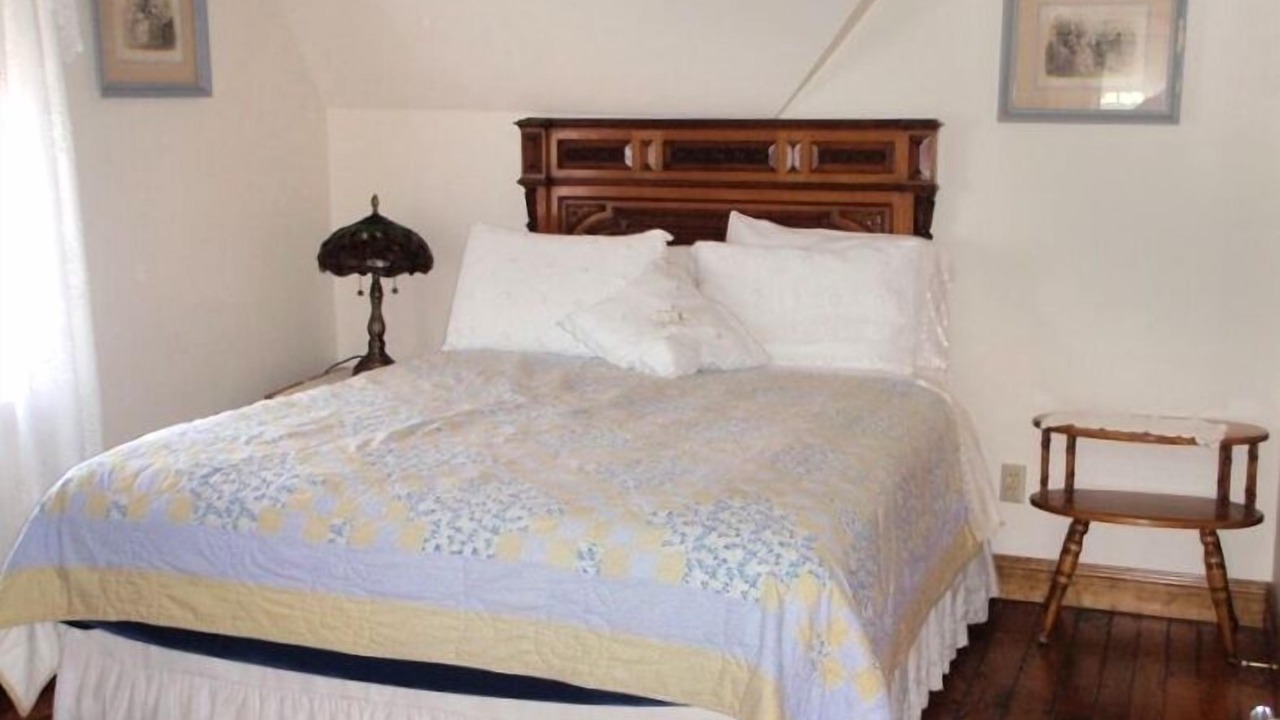 Photo of Bedroom in Beach Haven