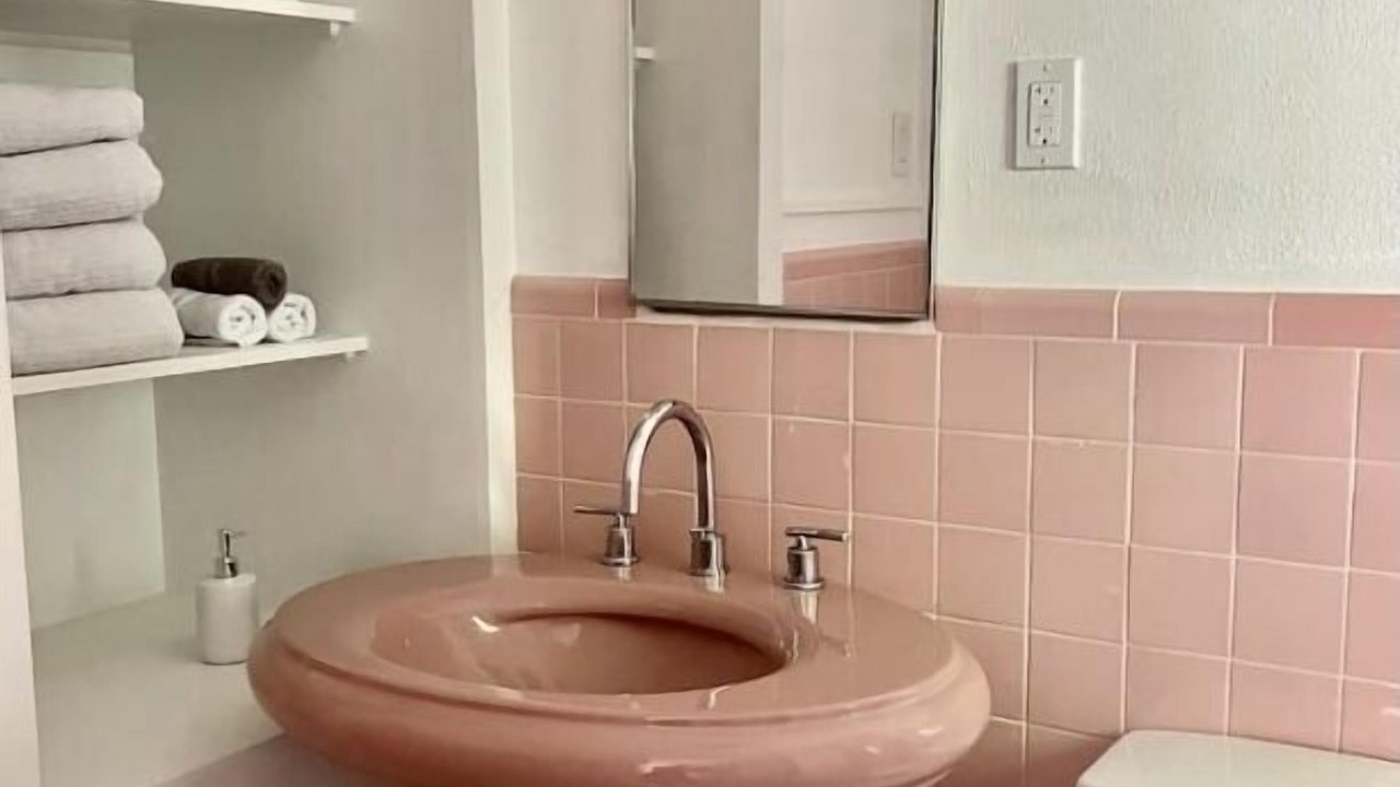 Photo of Bathroom in Harbordale