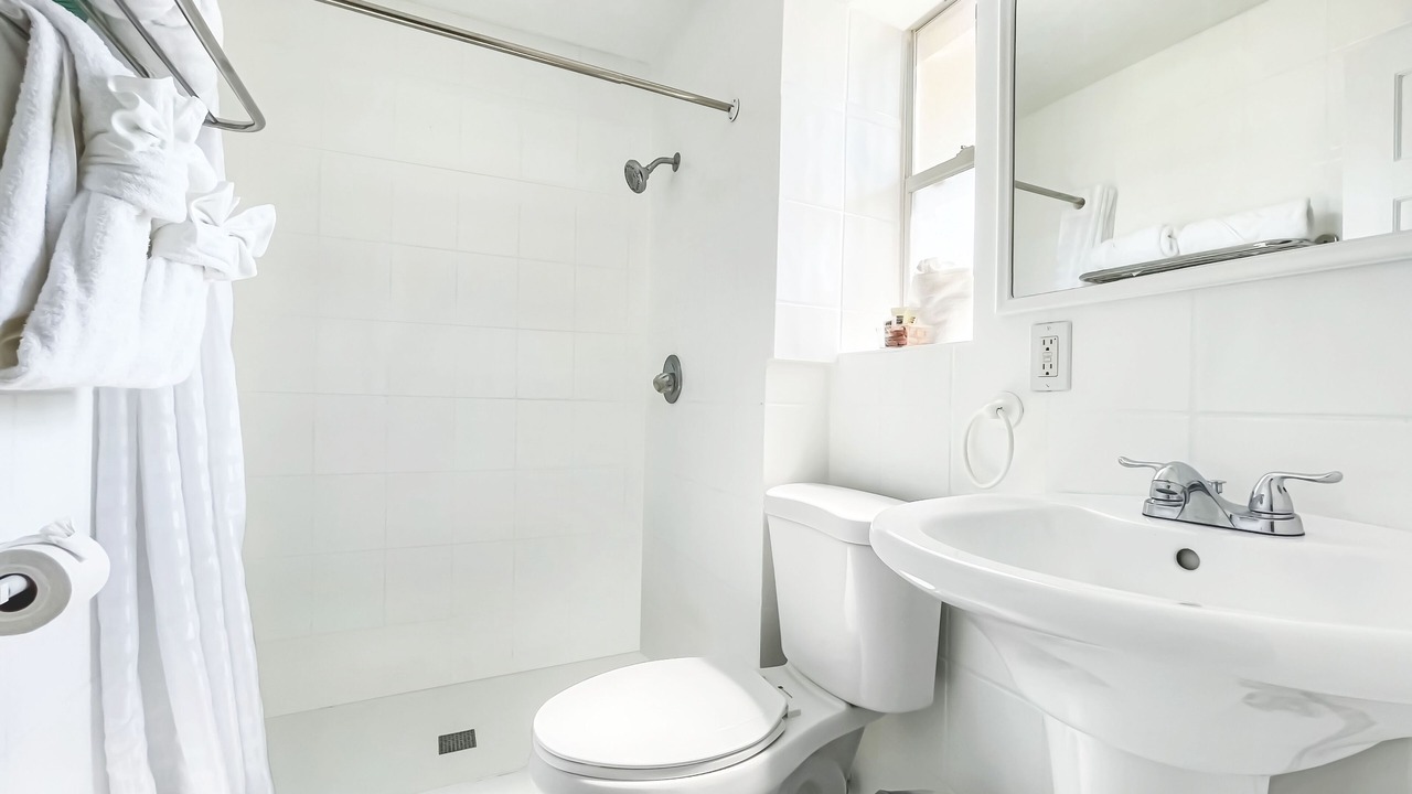 Photo of Bathroom in Hollywood