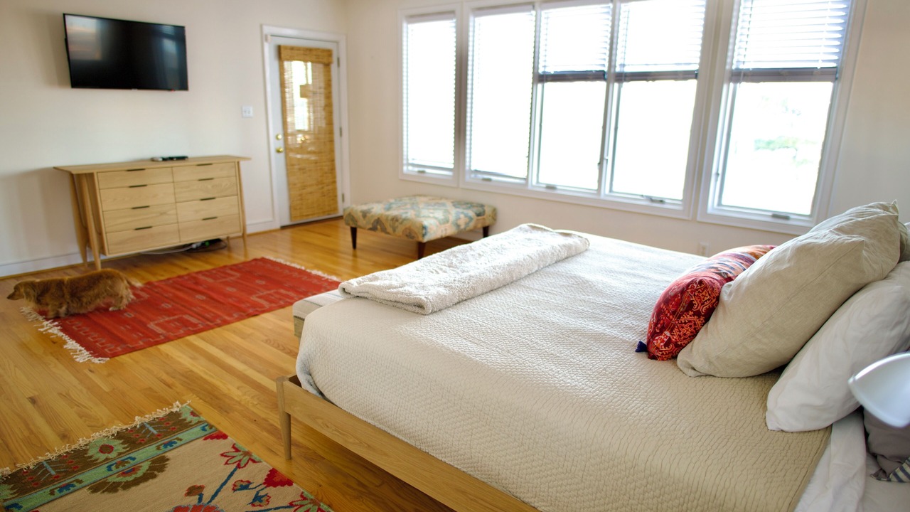 Photo of Bedroom in Weirwood