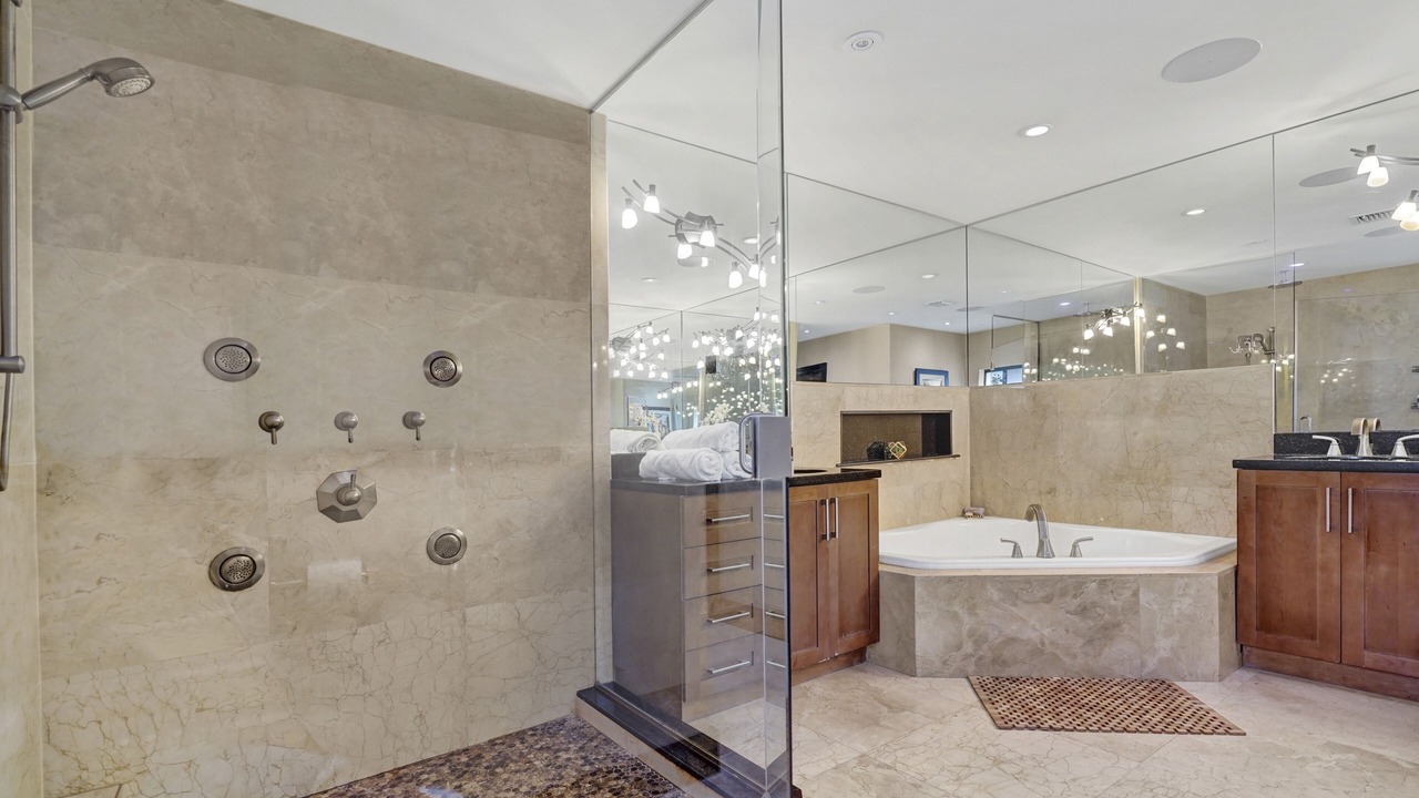 Photo of Bathroom in Riverside Park