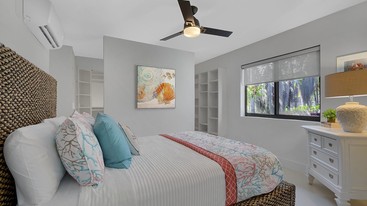 Photo of Bedroom in Poinsettia Heights