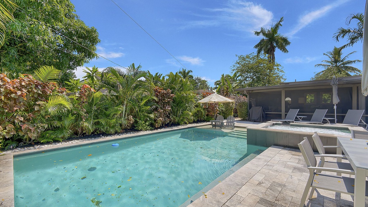 Photo of Outdoor in Poinsettia Heights