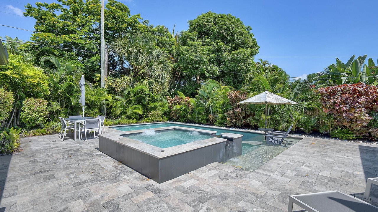 Photo of Outdoor in Poinsettia Heights
