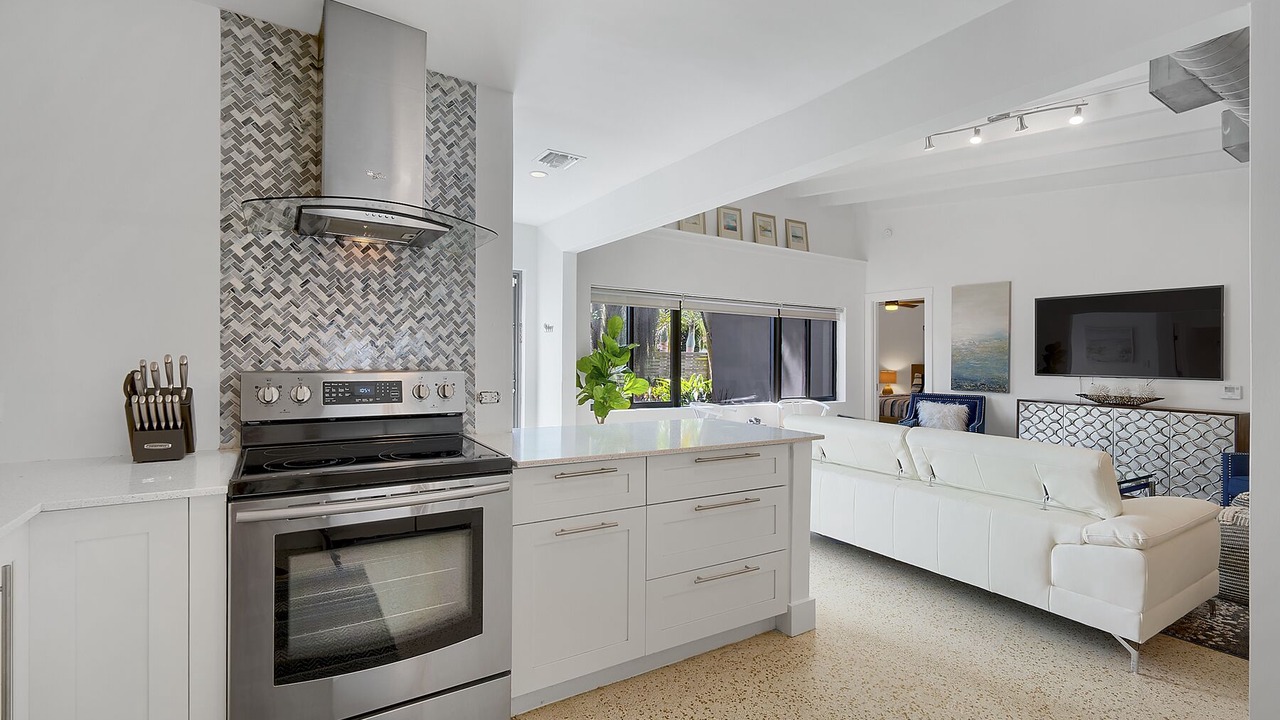 Photo of Kitchen in Poinsettia Heights