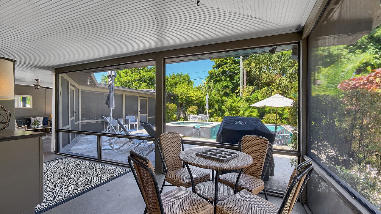 Photo of Others in Poinsettia Heights