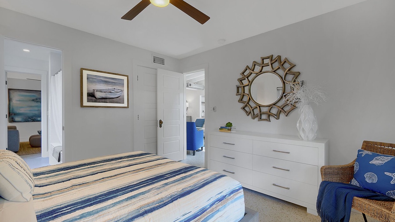 Photo of Bedroom in Poinsettia Heights