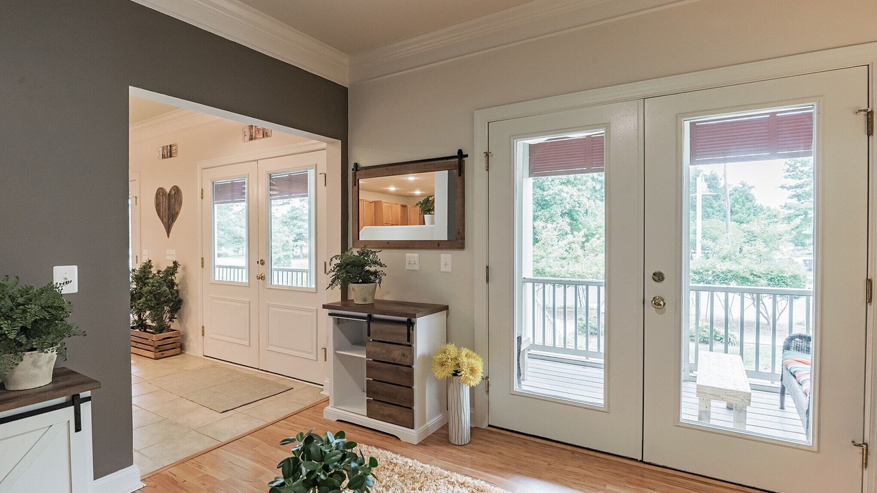 Photo of Bedroom in Long Neck