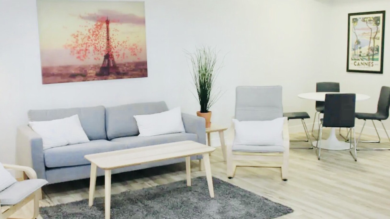 Photo of Livingroom in Carlson Park
