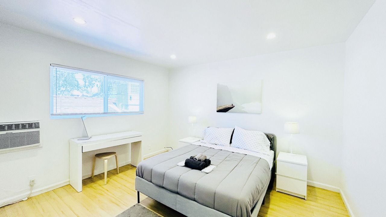 Photo of Bedroom in Carlson Park