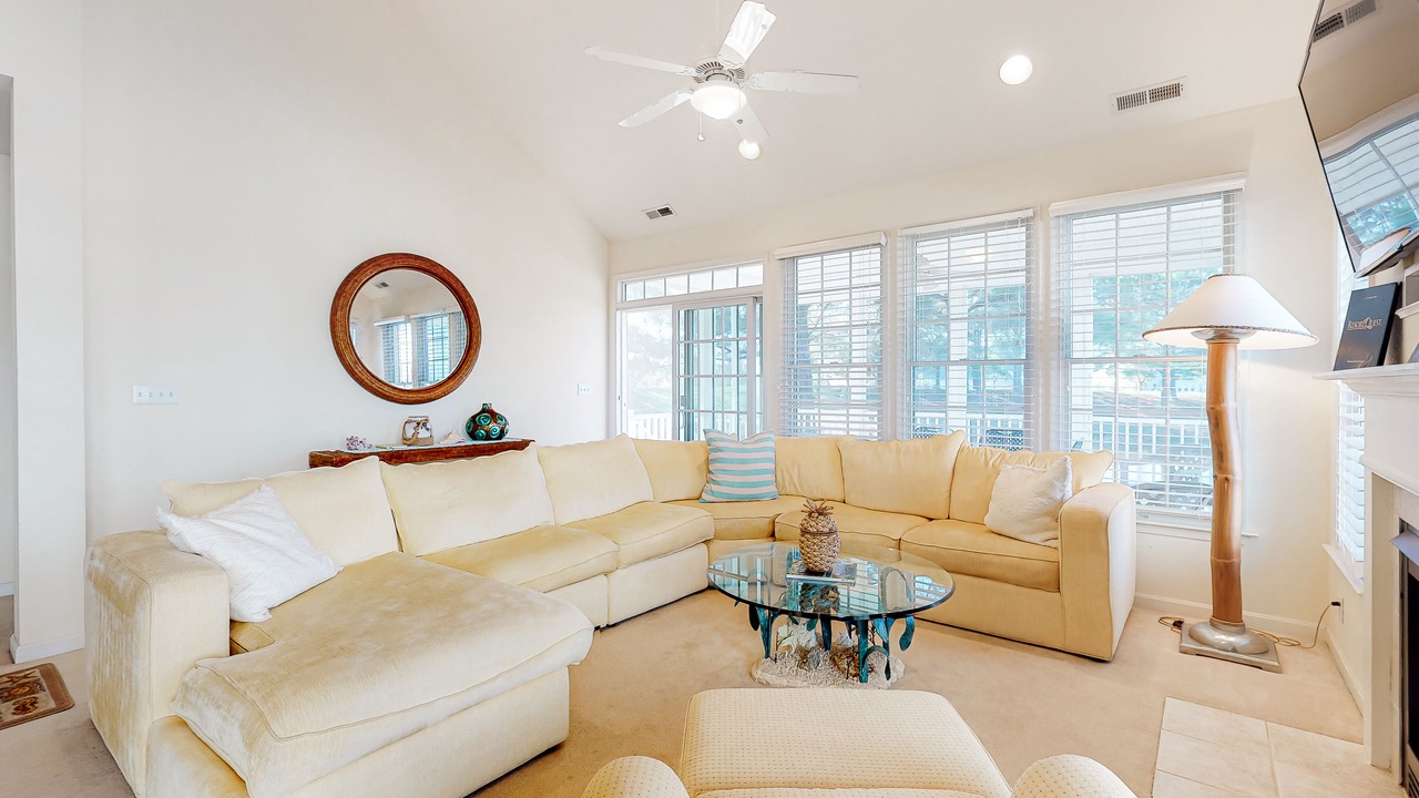 Photo of Livingroom in Ocean View