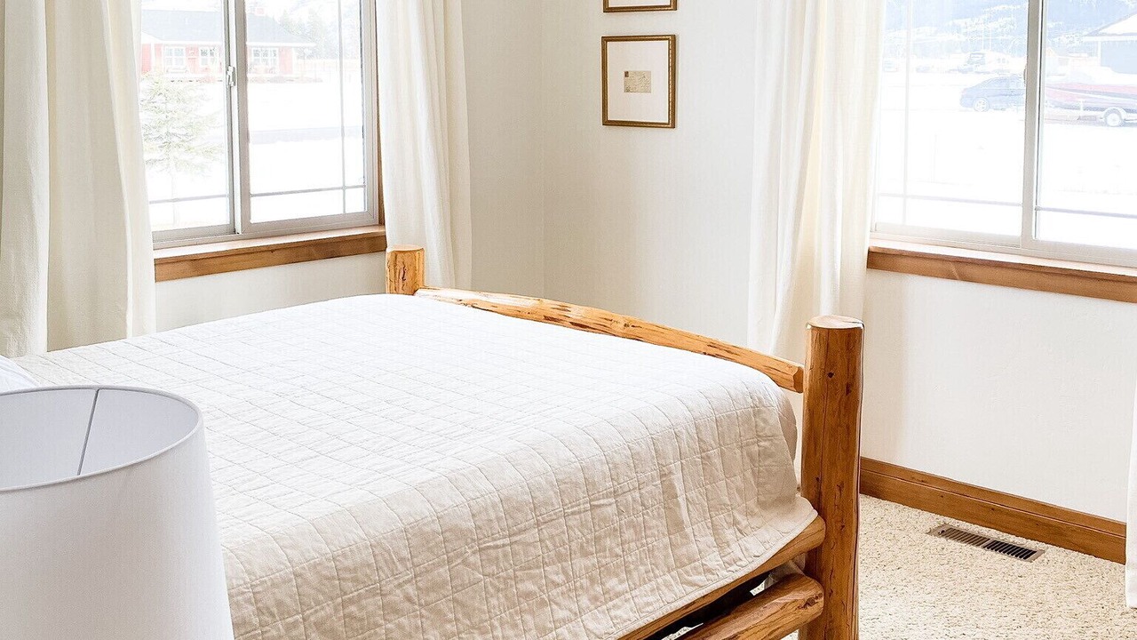 Photo of Bedroom in Columbia Falls