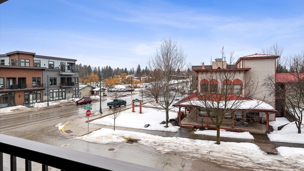Photo of Patio Balcony in Whitefish