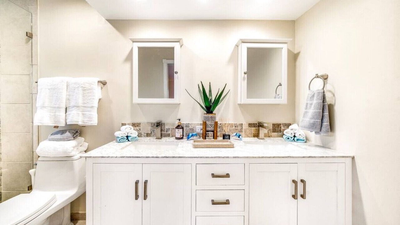 Photo of Bathroom in Pompano Isles