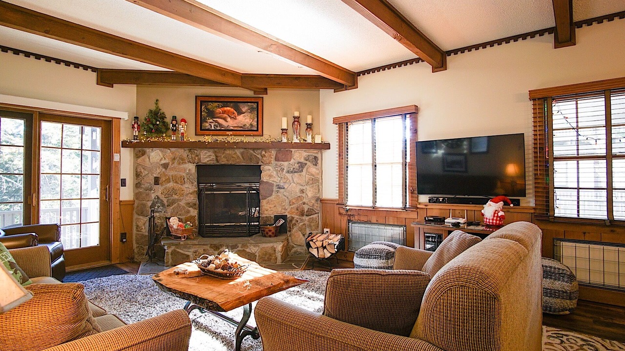 Photo of Livingroom in Edray