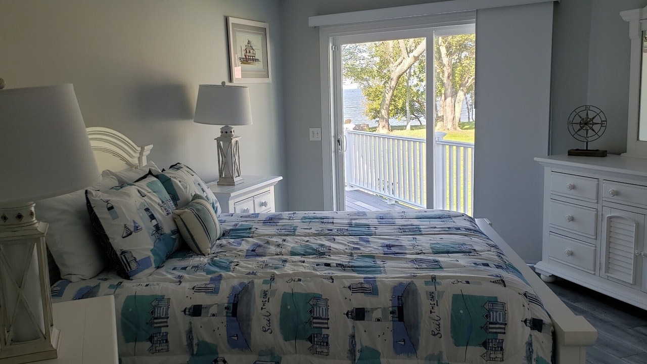 Photo of Bedroom in Rock Hall