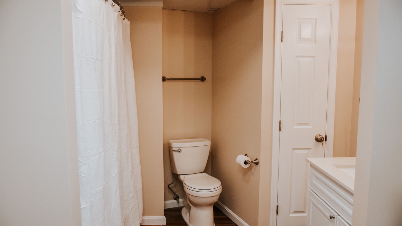 Photo of Bathroom in Rock Hall
