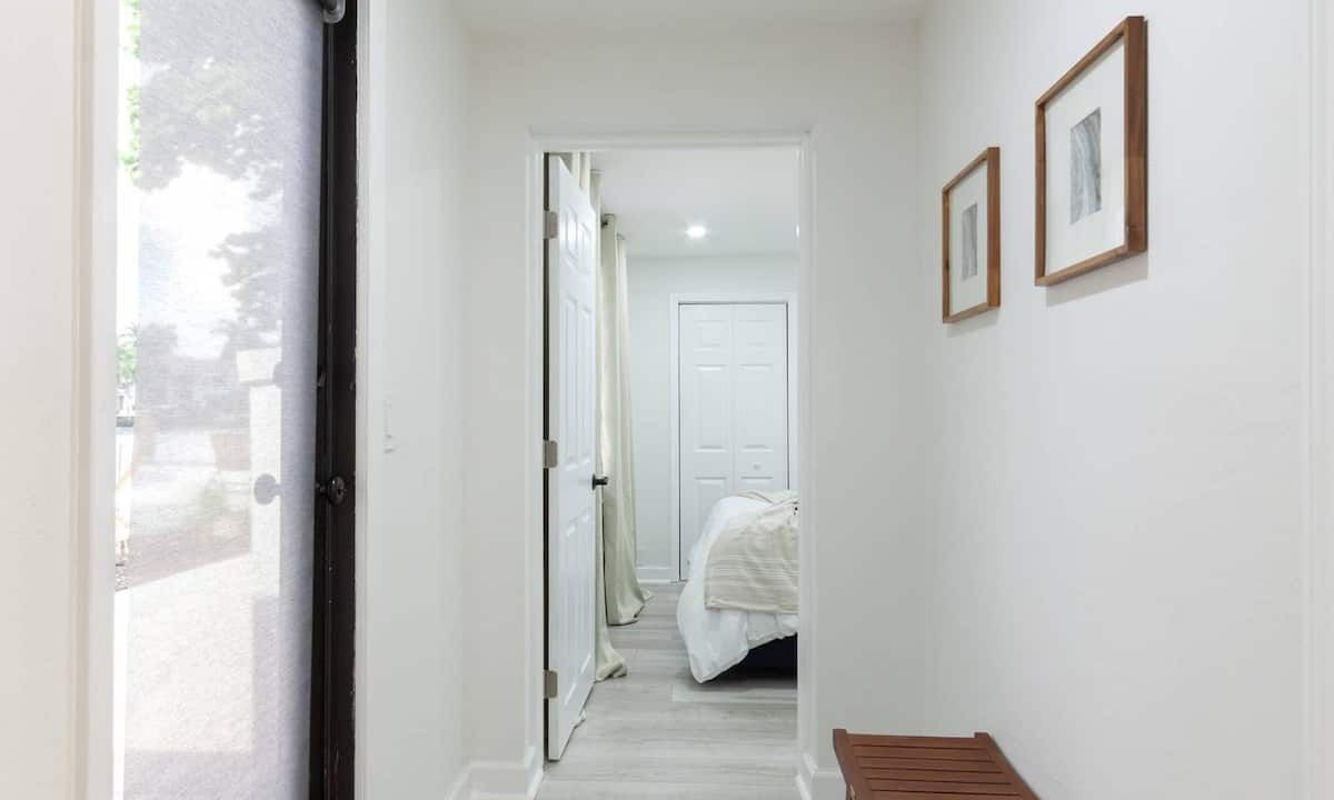 Photo of Bedroom in Santa Barbara Estates