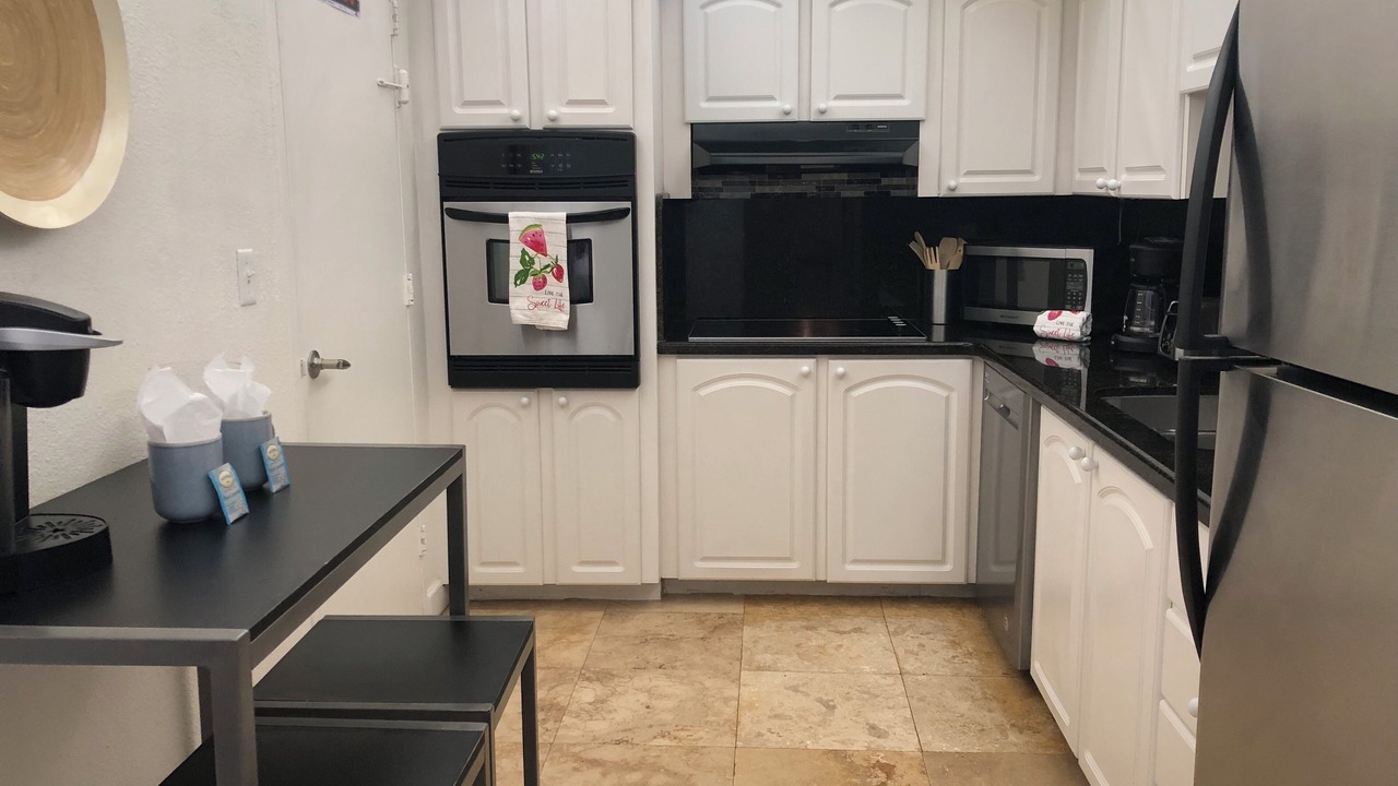 Photo of Kitchen in Hollywood South Central Beach