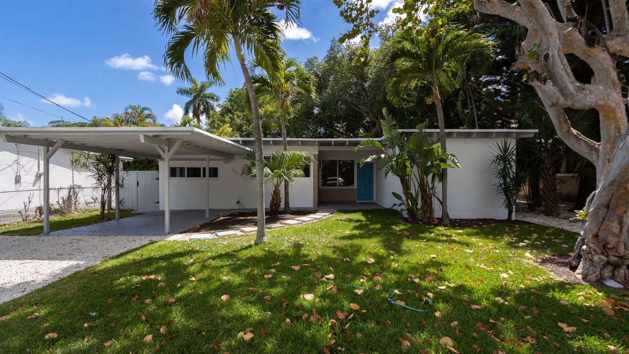 Photo of Outdoor in Northeast Miami