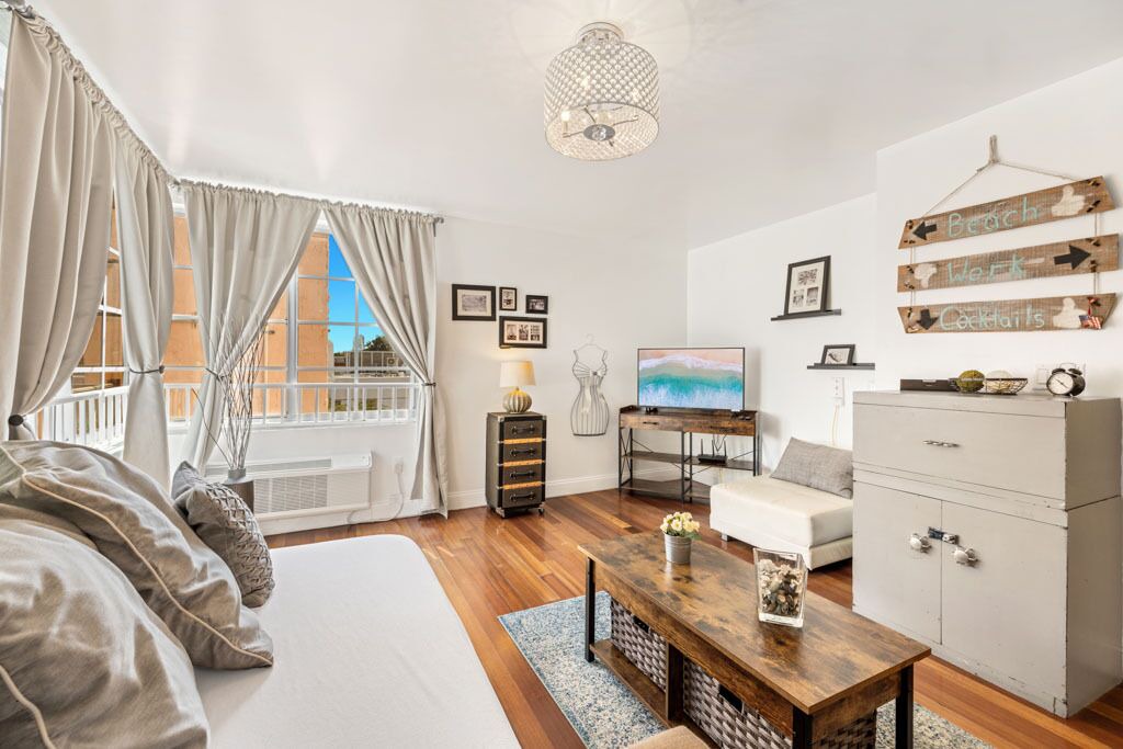 Photo of Bedroom in South Beach