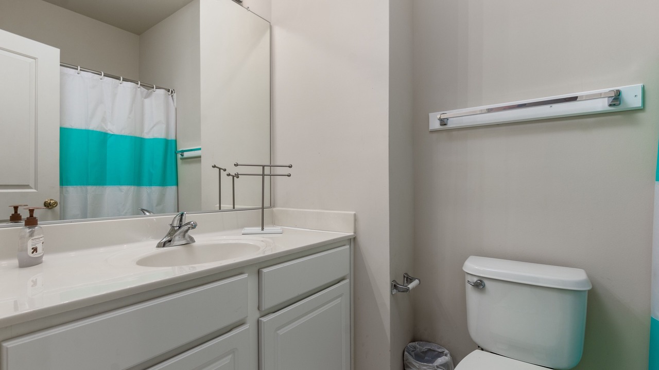 Photo of Bathroom in Long Neck