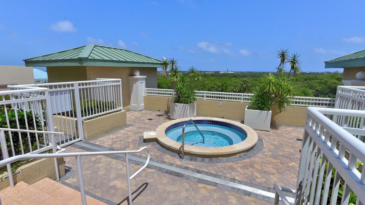Photo of Outdoor in Boynton Beach