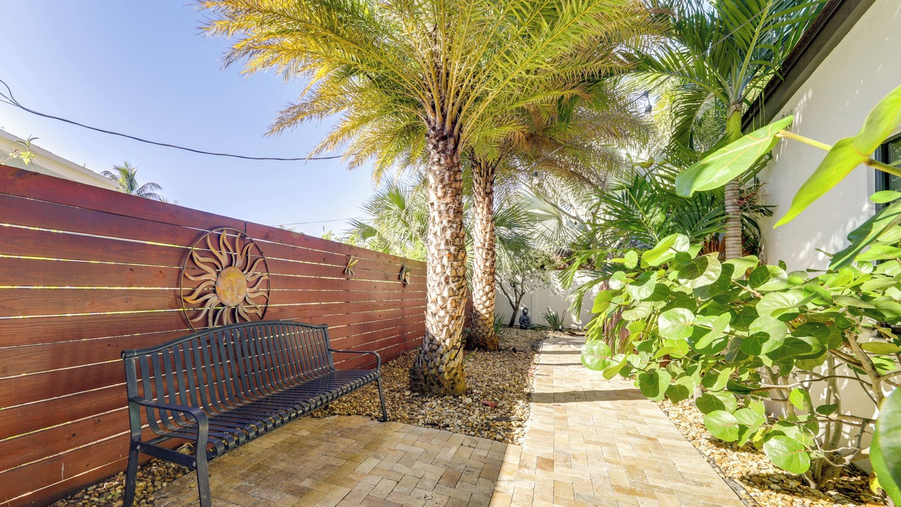 Photo of Patio Balcony in Santa Barbara Estates