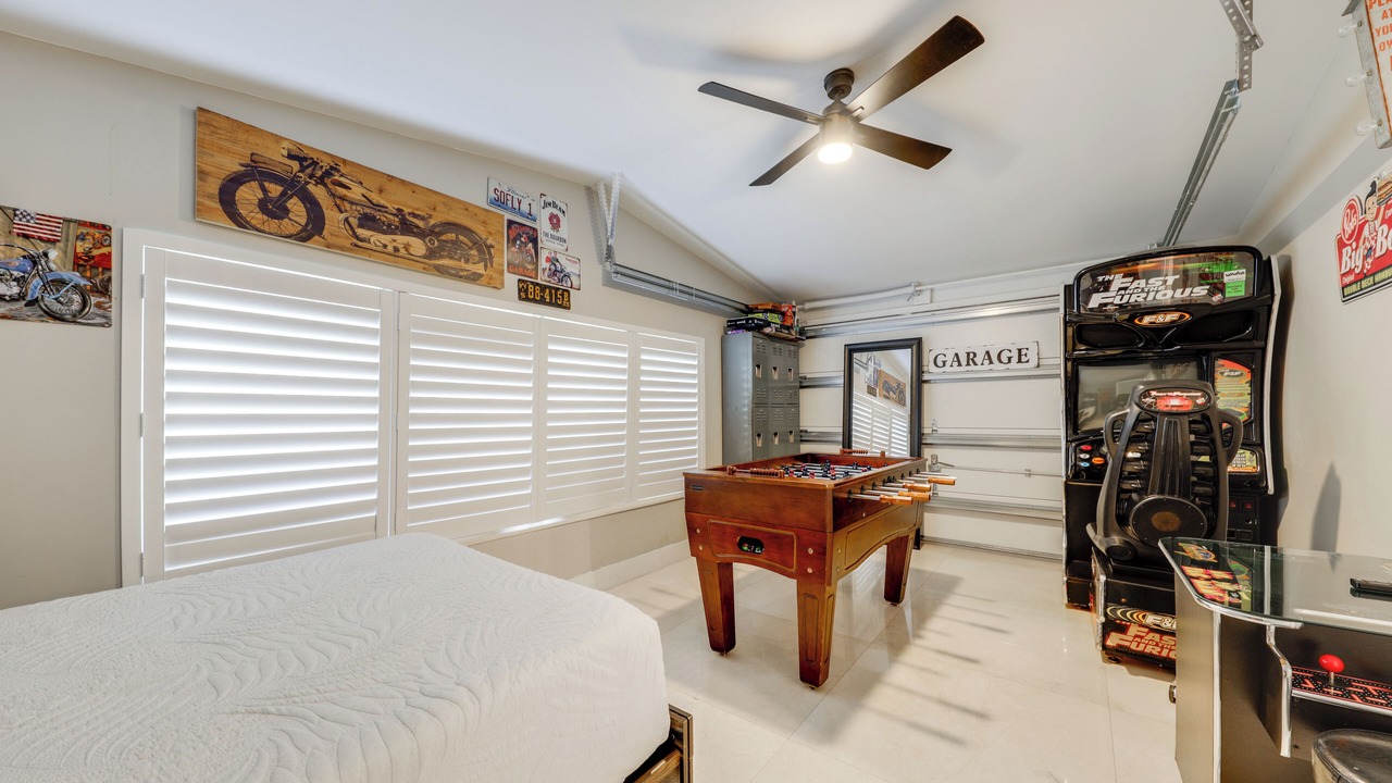 Photo of Bedroom in Santa Barbara Estates