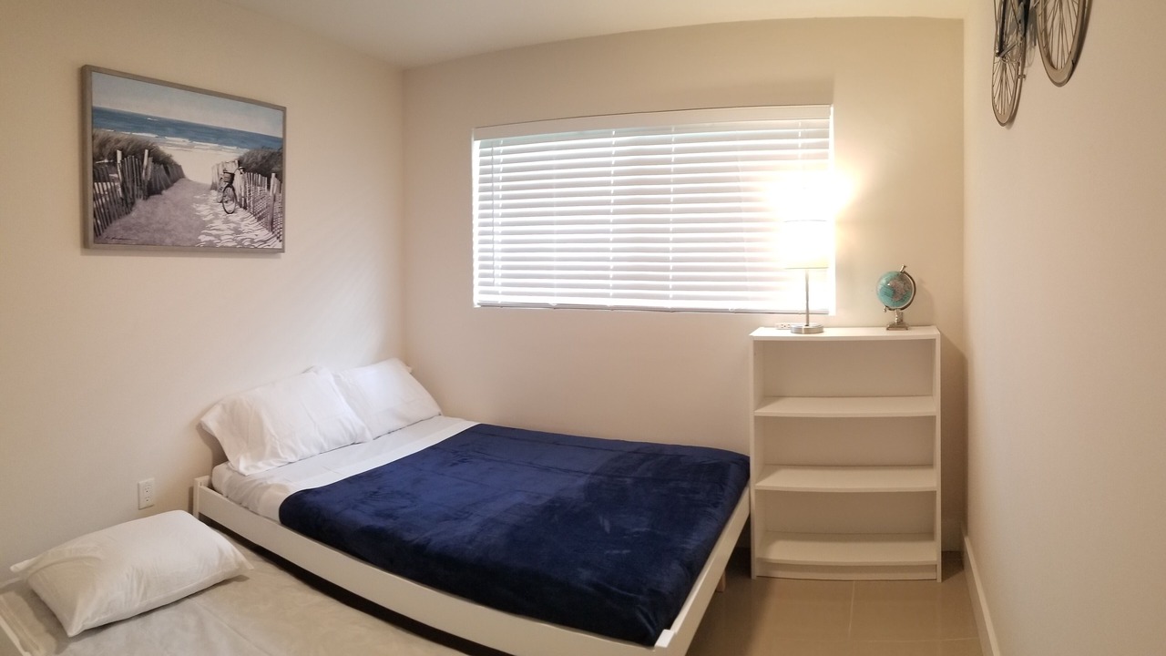 Photo of Bedroom in Coral Springs