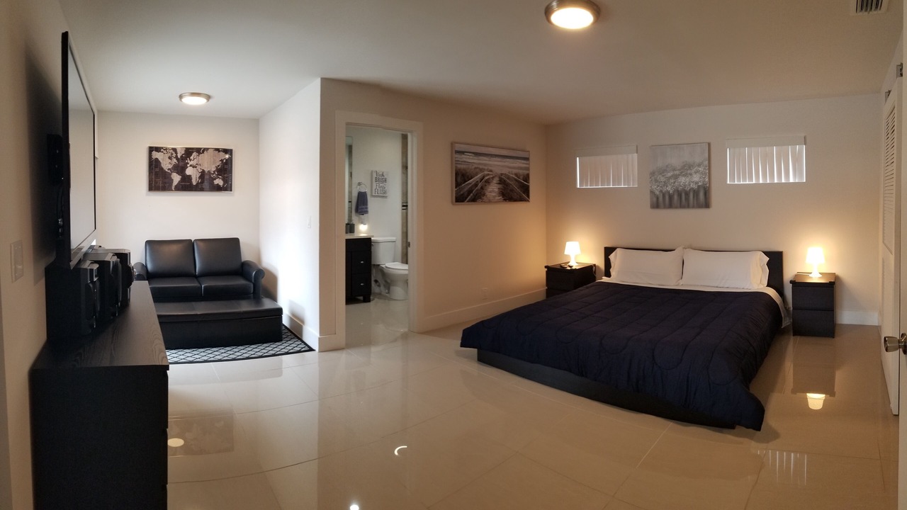 Photo of Bedroom in Coral Springs