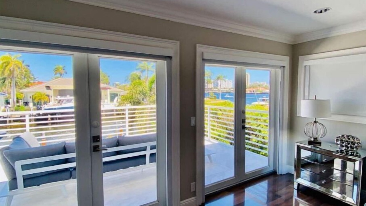 Photo of Livingroom in Pompano Isles