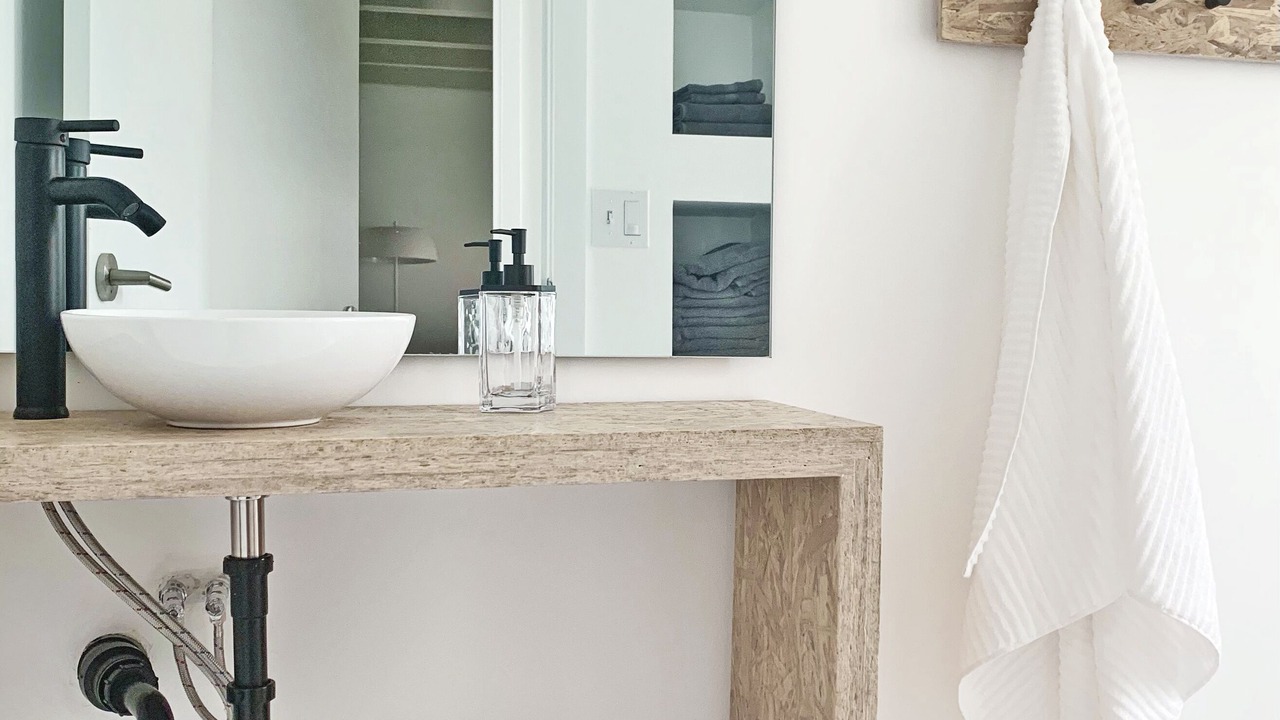 Photo of Bathroom in Highland Lakes