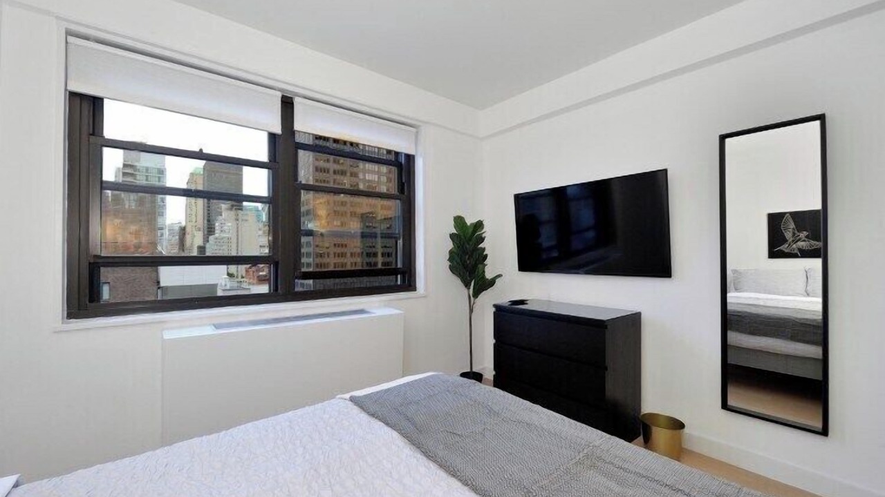 Photo of Bedroom in Tudor City