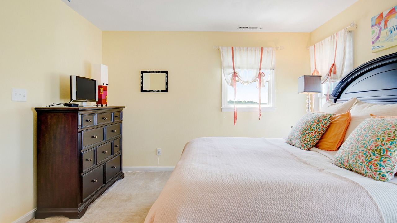 Photo of Bedroom in The Commons