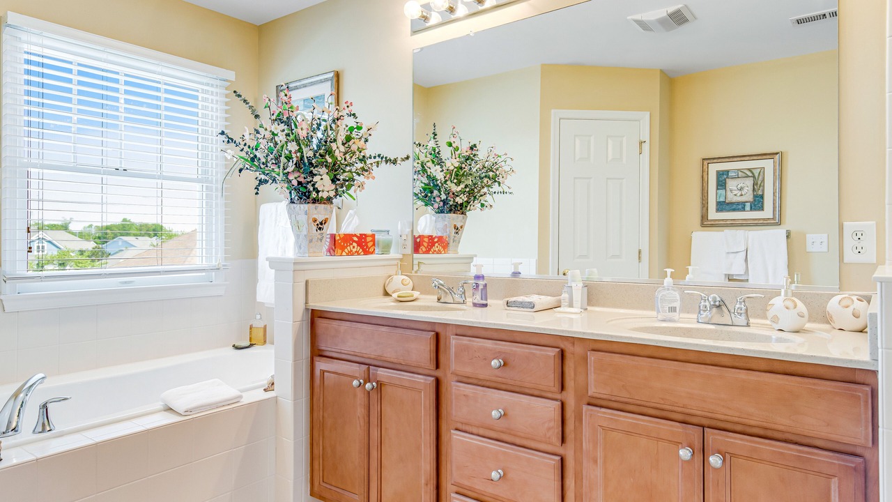 Photo of Bathroom in The Commons
