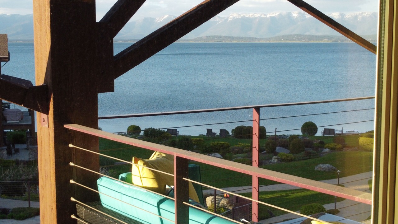 Photo of Bedroom in Lakeside