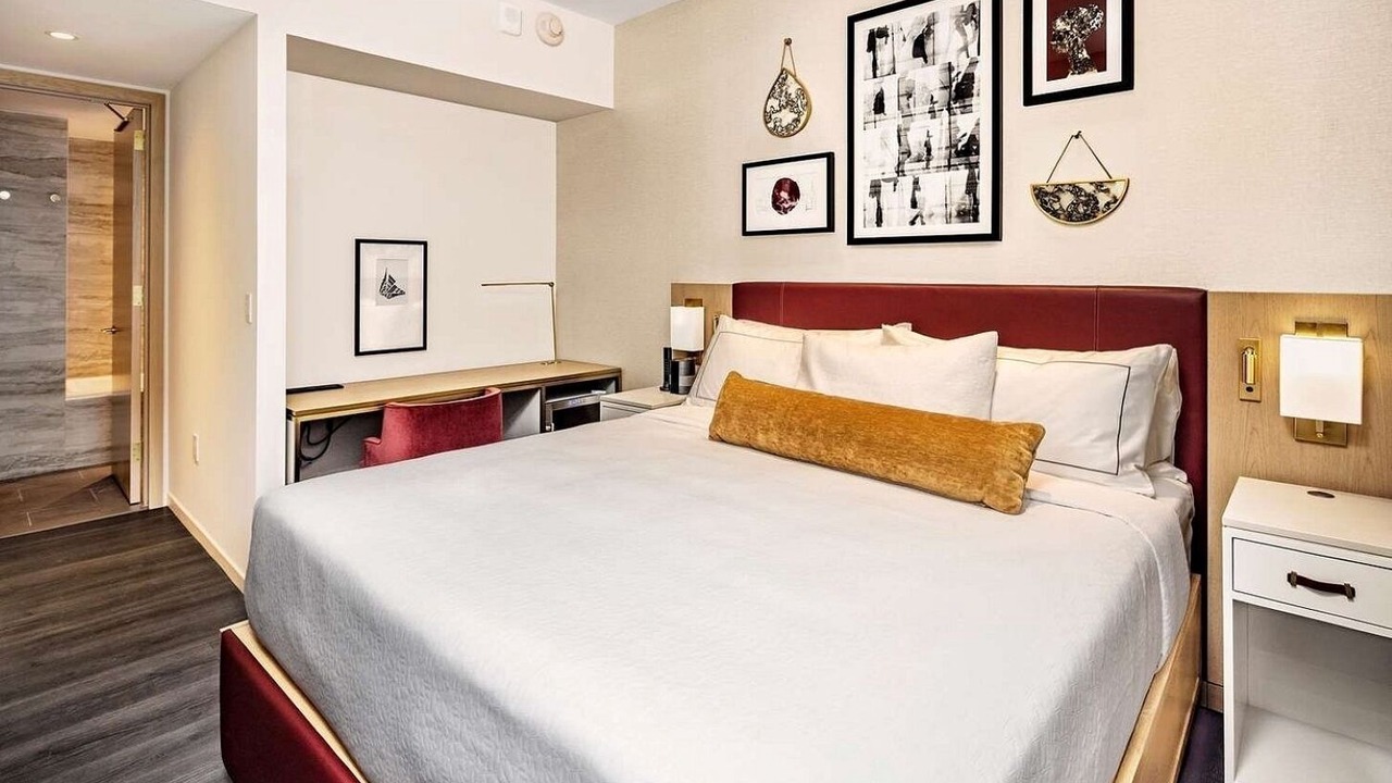 Photo of Bedroom in Central Park South
