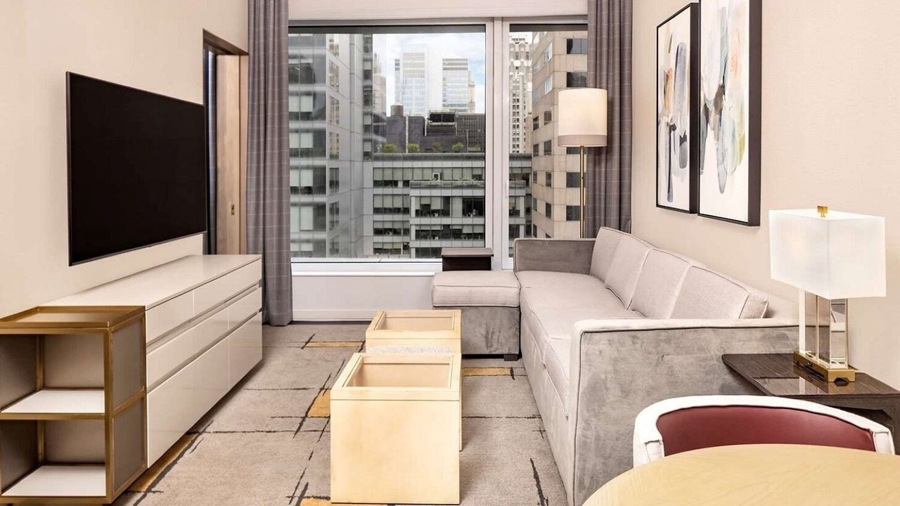 Photo of Livingroom in Central Park South