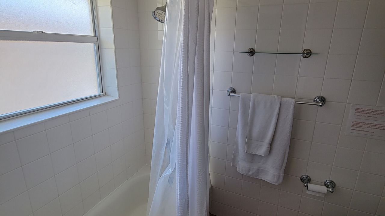 Photo of Bathroom in Harbor Village