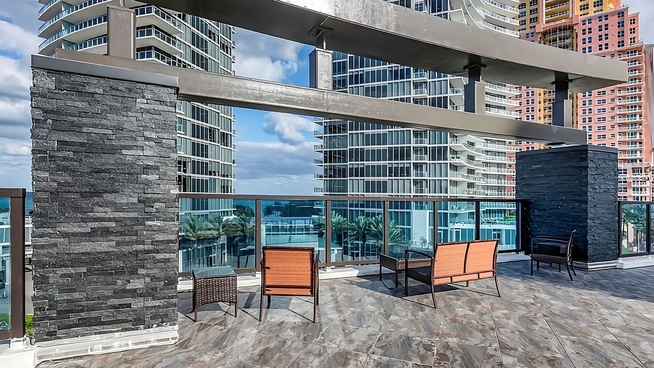 Photo of Outdoor in Lauderdale Beach