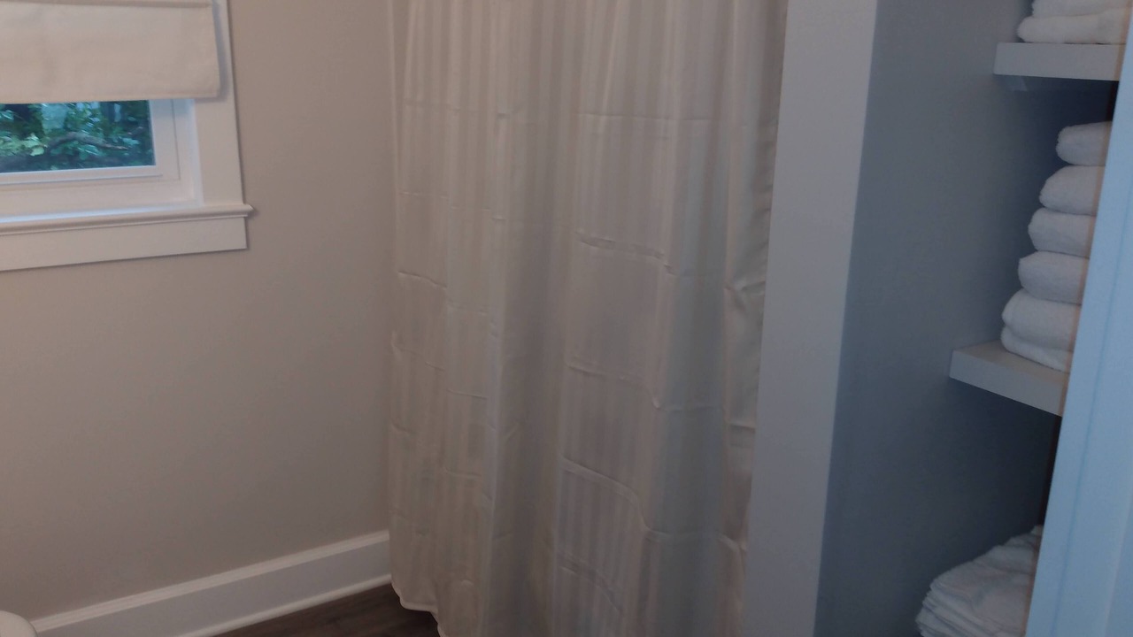 Photo of Bathroom in Rock Hall