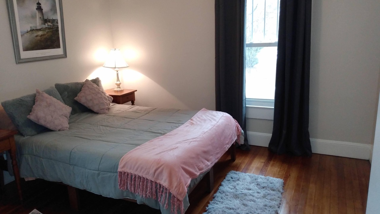 Photo of Bedroom in Rock Hall