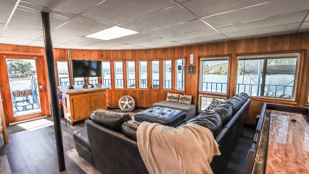 Photo of Livingroom in Somers