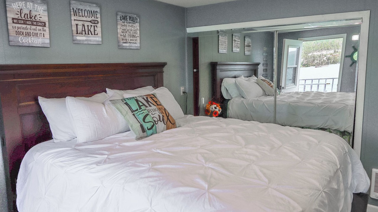Photo of Bedroom in Somers