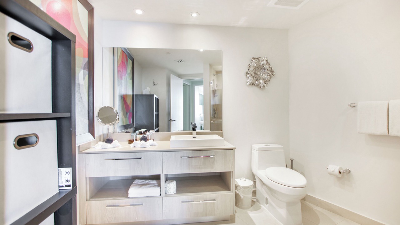 Photo of Bathroom in Hollywood South Central Beach