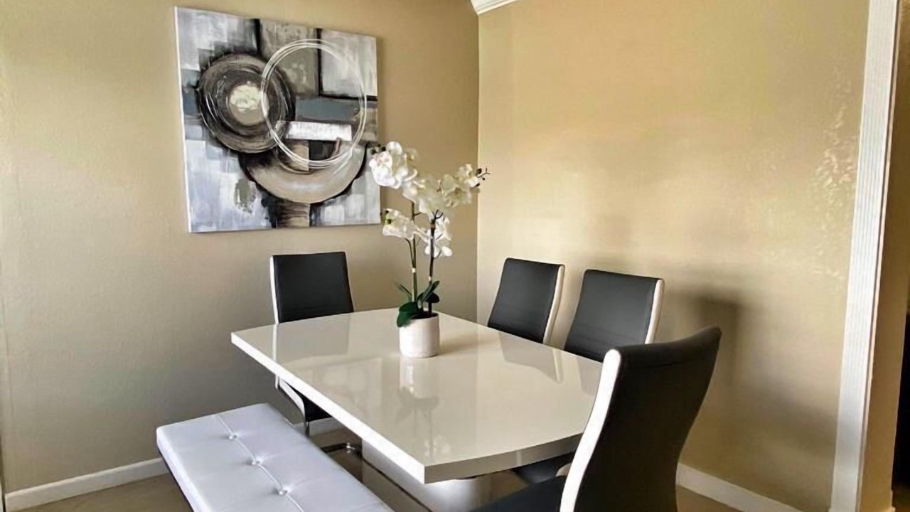 Photo of Bedroom in Miami Gardens