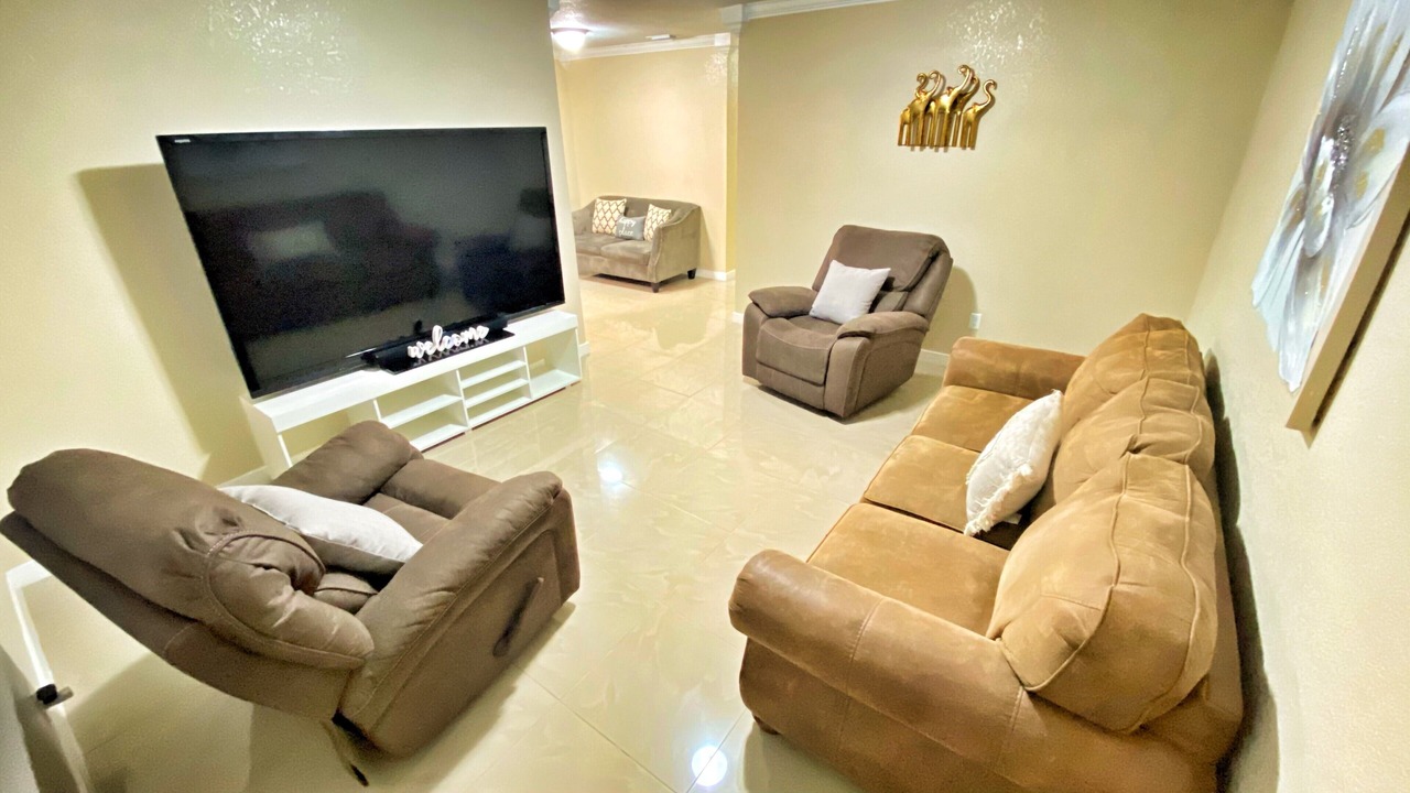 Photo of Bedroom in Miami Gardens