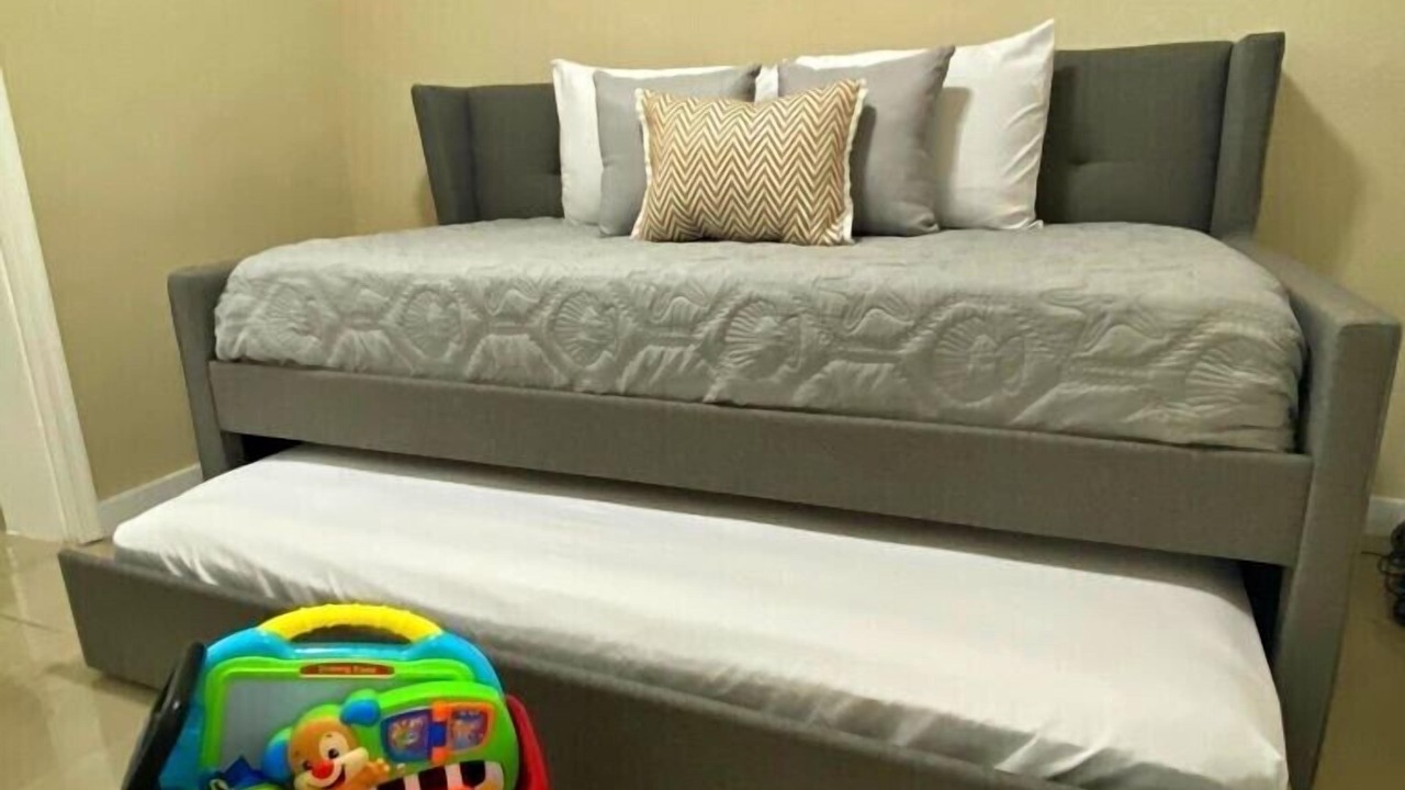 Photo of Bedroom in Miami Gardens