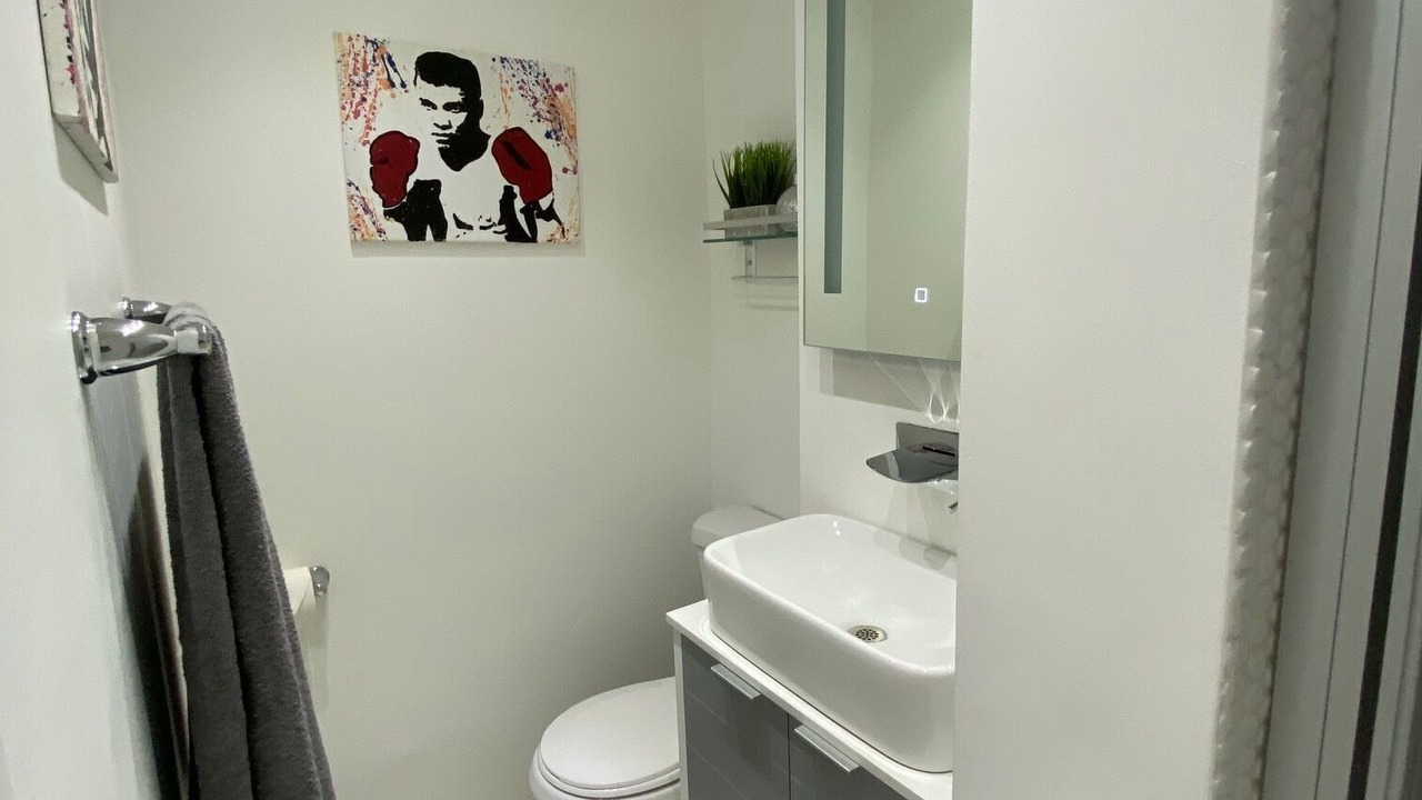 Photo of Bathroom in Downtown Hollywood